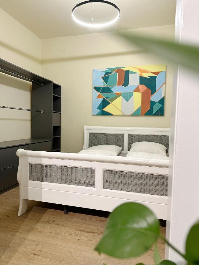 Igo Apartment 2 Schlafenzimmer Mit Waschmaschine Trockner Haustier Rheinufer 5Min Netflix Disney Plus 17-6 Duisburg Exterior foto
