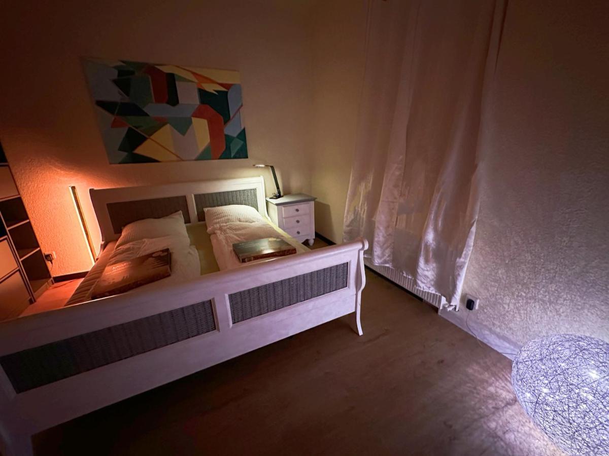 Igo Apartment 2 Schlafenzimmer Mit Waschmaschine Trockner Haustier Rheinufer 5Min Netflix Disney Plus 17-6 Duisburg Exterior foto
