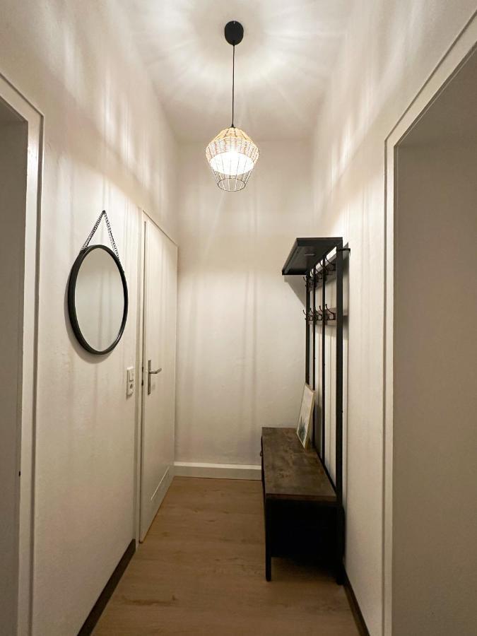 Igo Apartment 2 Schlafenzimmer Mit Waschmaschine Trockner Haustier Rheinufer 5Min Netflix Disney Plus 17-6 Duisburg Exterior foto